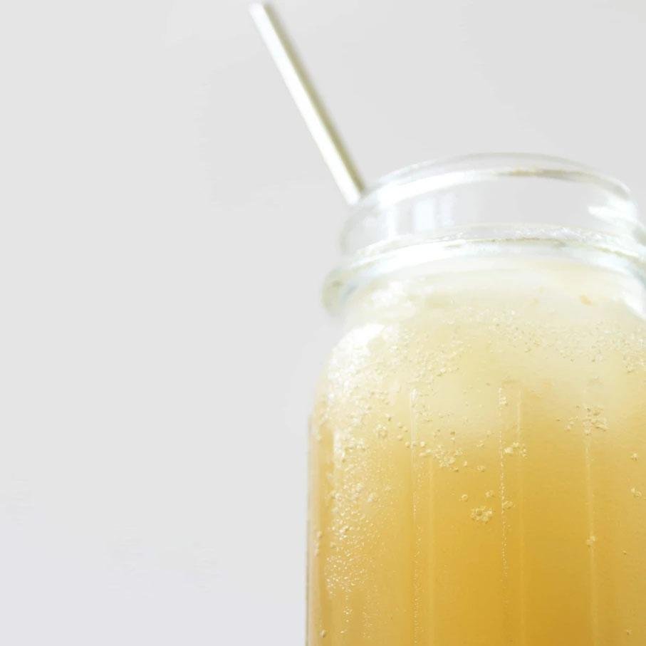 Kombucha maison VS Kombucha industriel : lequel choisir ?